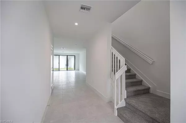 Fort Myers, FL 33913,10905 Preachers Cove LN