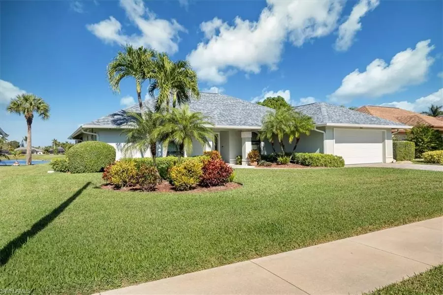 9534 Campbell CIR, Naples, FL 34109