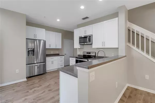 Naples, FL 34105,815 Hampton CIR #143