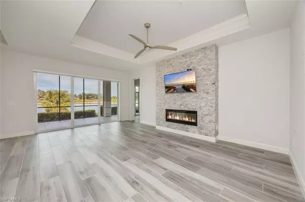 Naples, FL 34119,612 El Camino Real #101