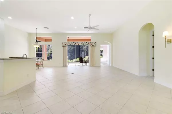 Bonita Springs, FL 34135,12910 Silverthorn CT