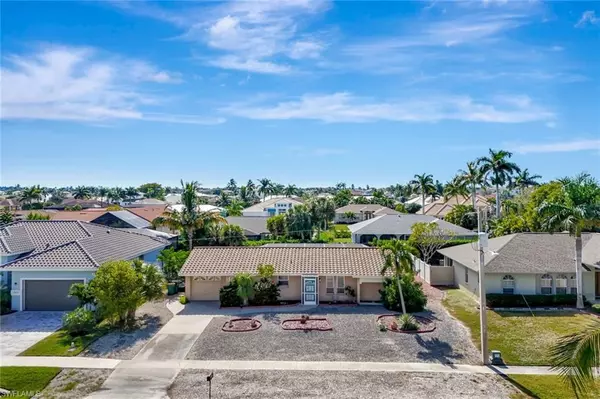 Marco Island, FL 34145,351 Columbus WAY