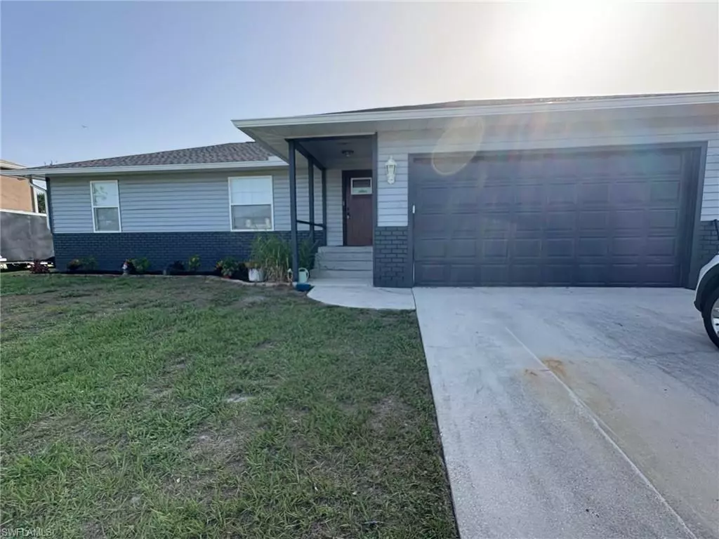 Cape Coral, FL 33991,818 SW 8th CT