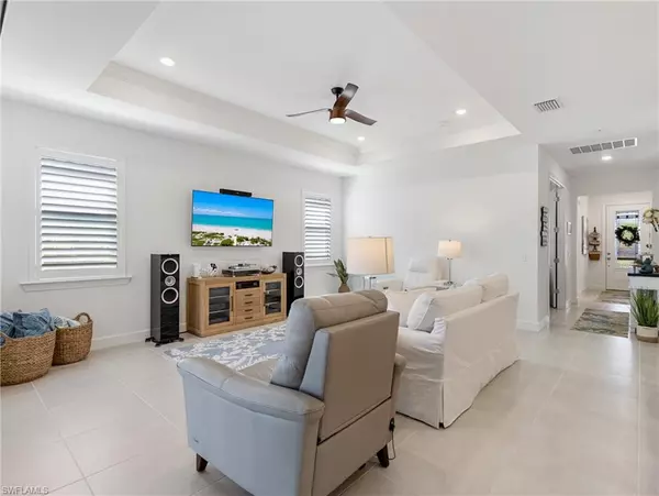 Estero, FL 33928,18364 Ridgeline DR