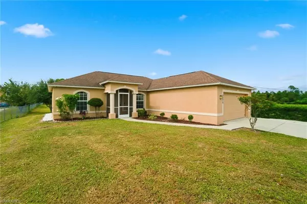 2075 Desoto BLVD N, Naples, FL 34120