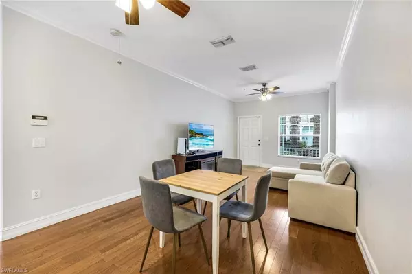 Naples, FL 34109,3280 Lindsey LN #4