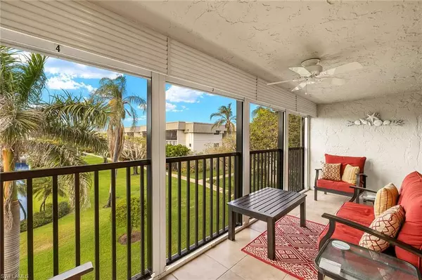 Naples, FL 34103,788 Park Shore DR #D32