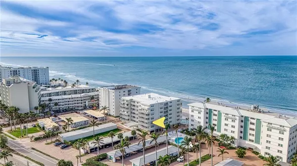 Naples, FL 34102,1977 Gulf Shore BLVD N #306