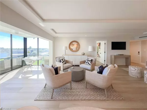 Naples, FL 34103,3430 Gulf Shore BLVD N #5C