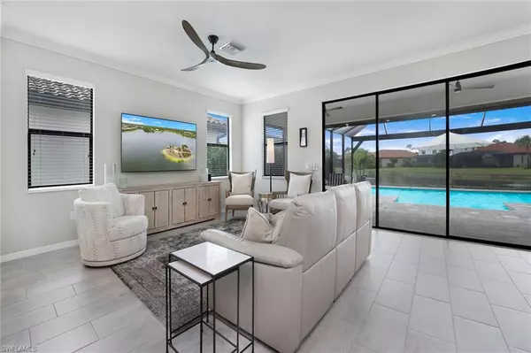 Naples, FL 34113,1597 Vizcaya LN