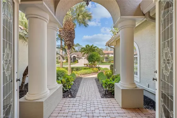 Naples, FL 34119,2874 Lone Pine LN