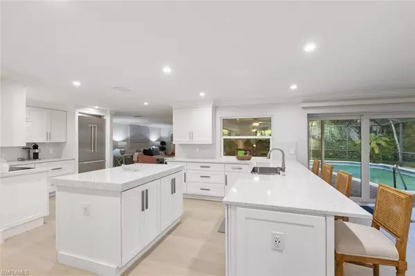 Naples, FL 34103,635 Fountainhead LN