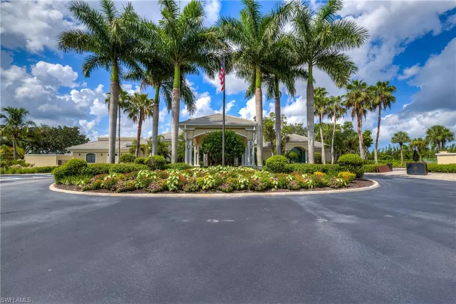 2690 Cypress Trace CIR #3231, Naples, FL 34119