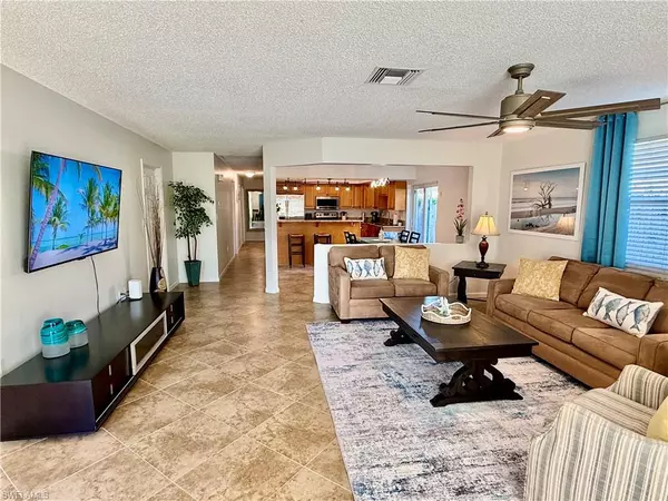 Naples, FL 34108,755 106th AVE N