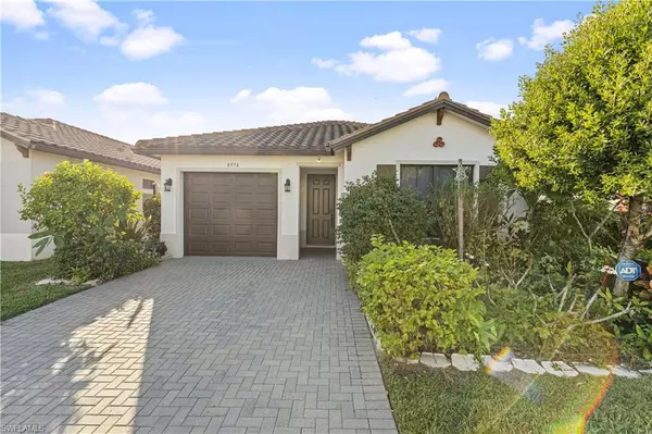 8976 Madrid CIR, Naples, FL 34104