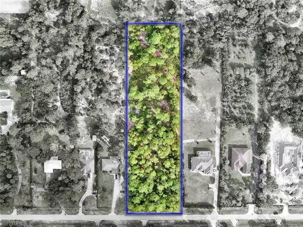 Naples, FL 34117,810 14th ST SE