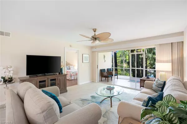 Naples, FL 34110,1100 Sarah Jean CIR #A106