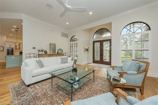 Naples, FL 34104,1007 Tivoli DR