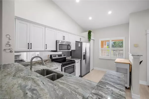 Naples, FL 34119,2453 Millcreek LN #201