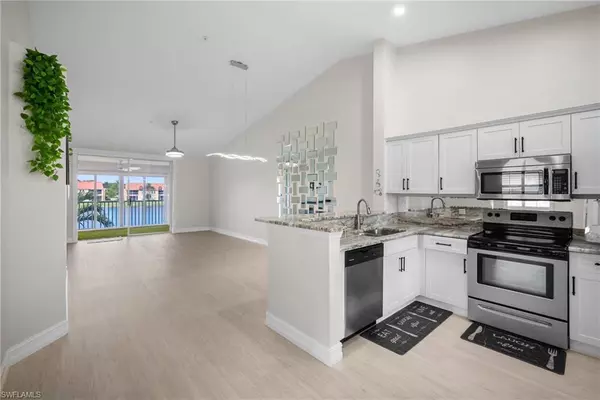 Naples, FL 34119,2453 Millcreek LN #201