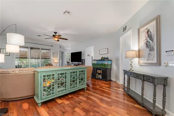 Fort Myers, FL 33908,6100 Jonathans Bay CIR #302