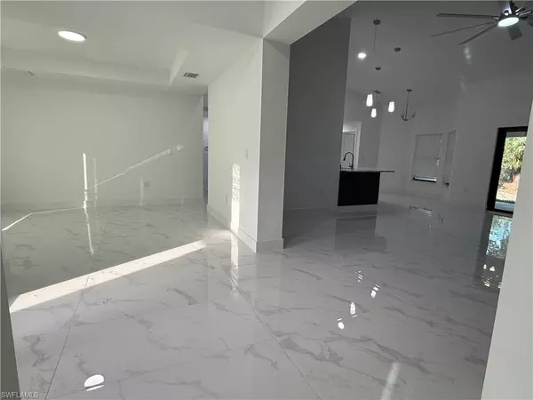 Lehigh Acres, FL 33972,616 Plumosa AVE