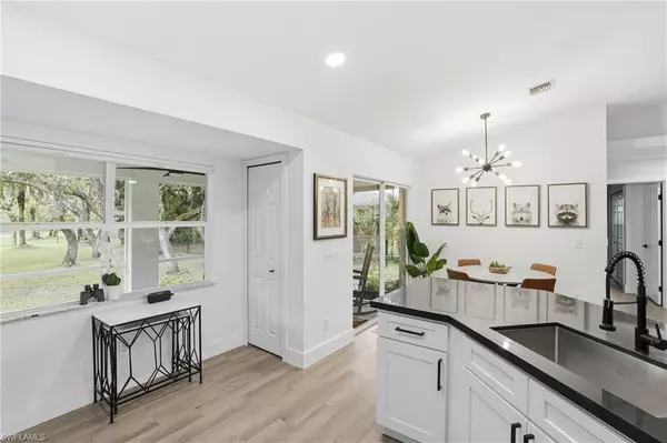 Naples, FL 34117,1094 13th ST SW