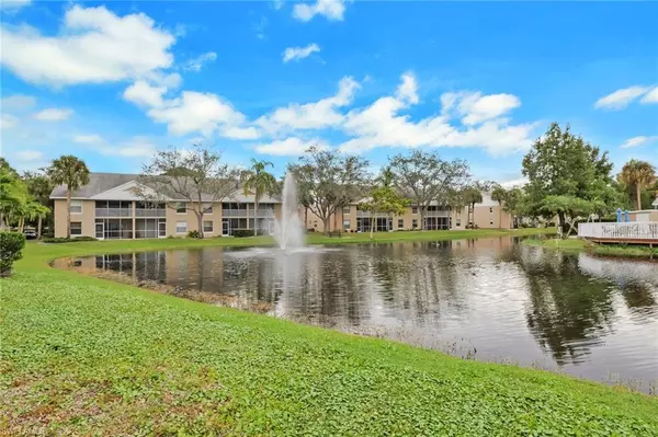 Naples, FL 34110,162 Pebble Shores DR #104