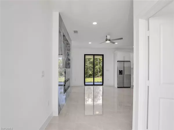 Lehigh Acres, FL 33971,2811 Cerito AVE N