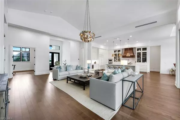 Naples, FL 34103,3200 Crayton RD