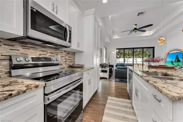 Naples, FL 34108,833 109th AVE N