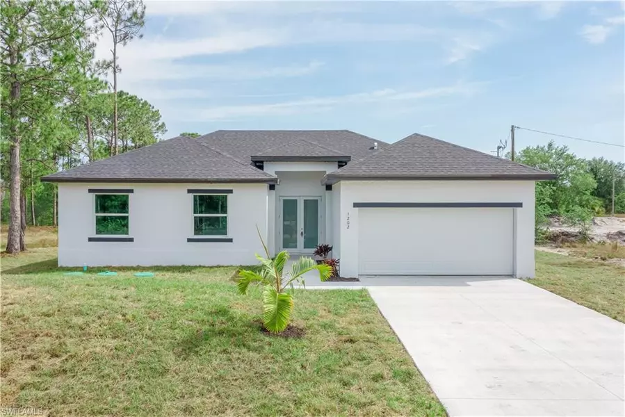 1104 E 11th ST, Lehigh Acres, FL 33972