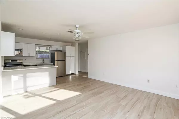 Naples, FL 34108,520 97th AVE N #A