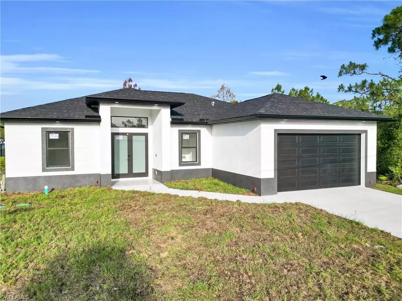 746 Colyer ST E, Lehigh Acres, FL 33974