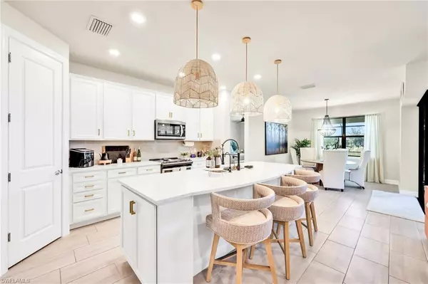 Estero, FL 33928,19274 Elston WAY