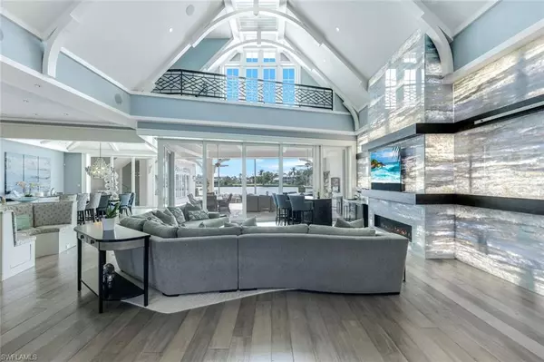 Naples, FL 34102,350 Spring Line DR