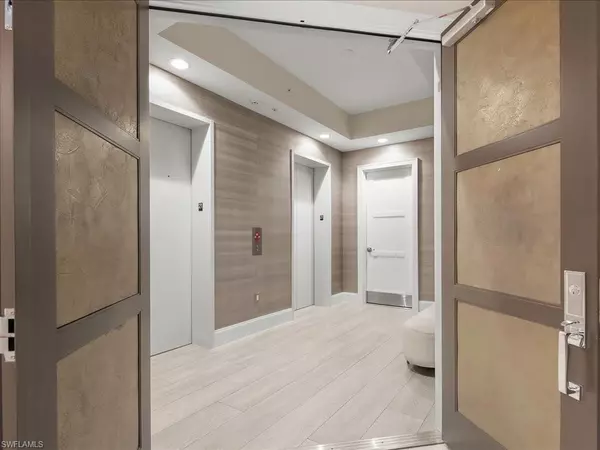 Bonita Springs, FL 34134,4971 Bonita Bay BLVD #2103