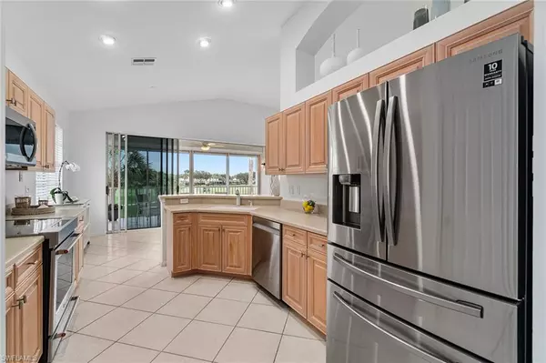 Estero, FL 34135,23081 Rosedale DR #201