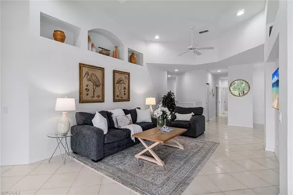 Estero, FL 34135,23081 Rosedale DR #201