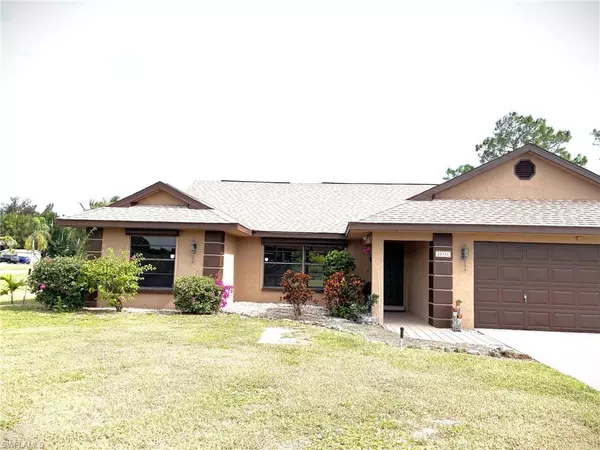 25311 Paradise RD, Bonita Springs, FL 34135