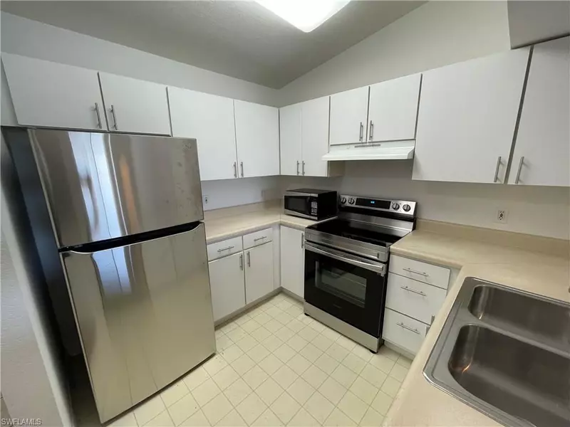 8234 Key Royal CIR #533, Naples, FL 34119