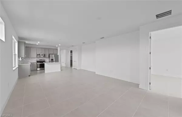 Alva, FL 33920,12661 Pyrite CT