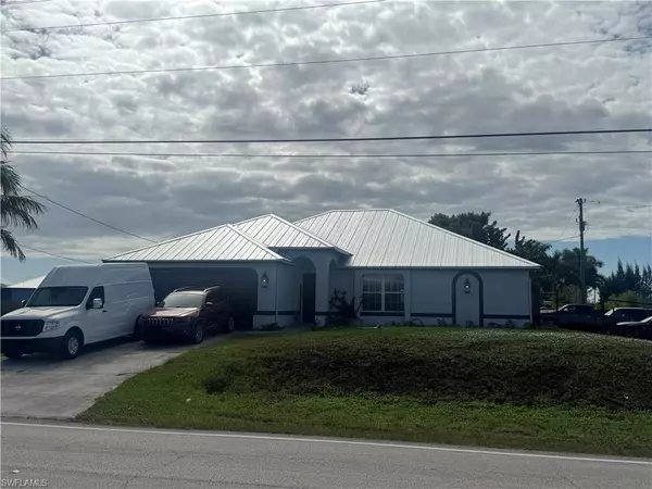 1818 Embers PKWY W, Cape Coral, FL 33993