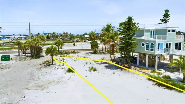 Fort Myers Beach, FL 33931,5682 Estero BLVD