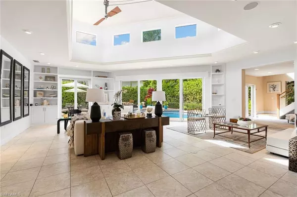 Naples, FL 34102,1980 Gordon DR