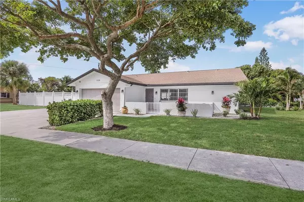 320 Marco Lake DR, Marco Island, FL 34145