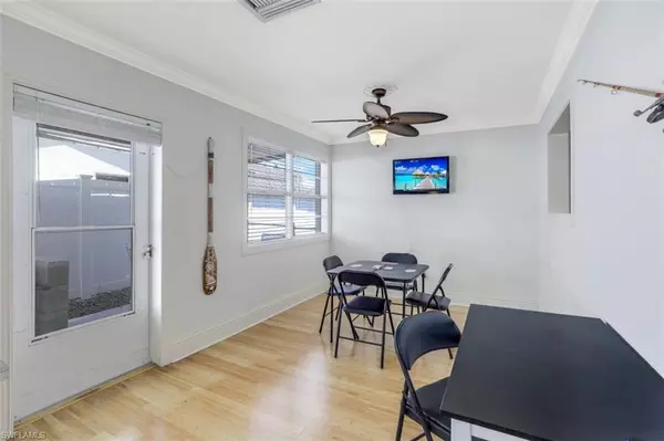 Marco Island, FL 34145,320 Marco Lake DR