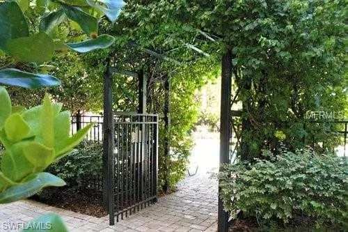 Orlando, FL 32801,202 E SOUTH ST #1043