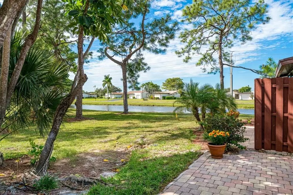 Naples, FL 34112,2009 Pine Isle LN #2009