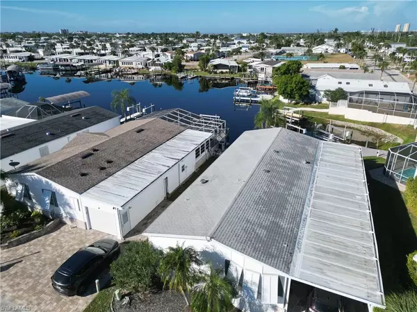 Fort Myers Beach, FL 33931,17510 Primrose CT